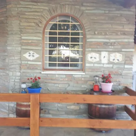 Platanos House